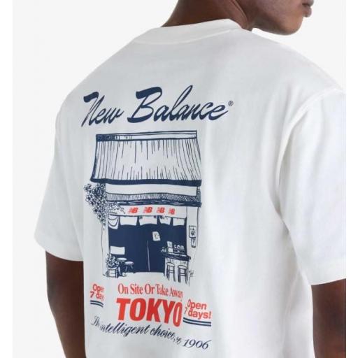 Camiseta New Balance Grab a Bite Tokyo Blanco [2]