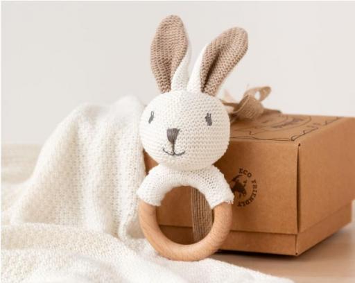 Kiokids - Mordedor sonajero conejito madera y algodón 3109