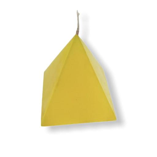 Vela-pirámide-amarilla.jpg [0]