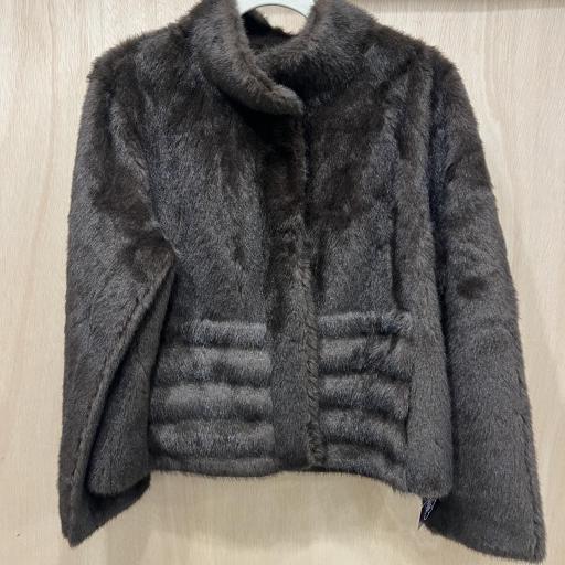 Abrigo cortito marrón  [0]