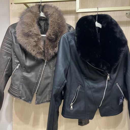 Chaqueta cuero. [0]