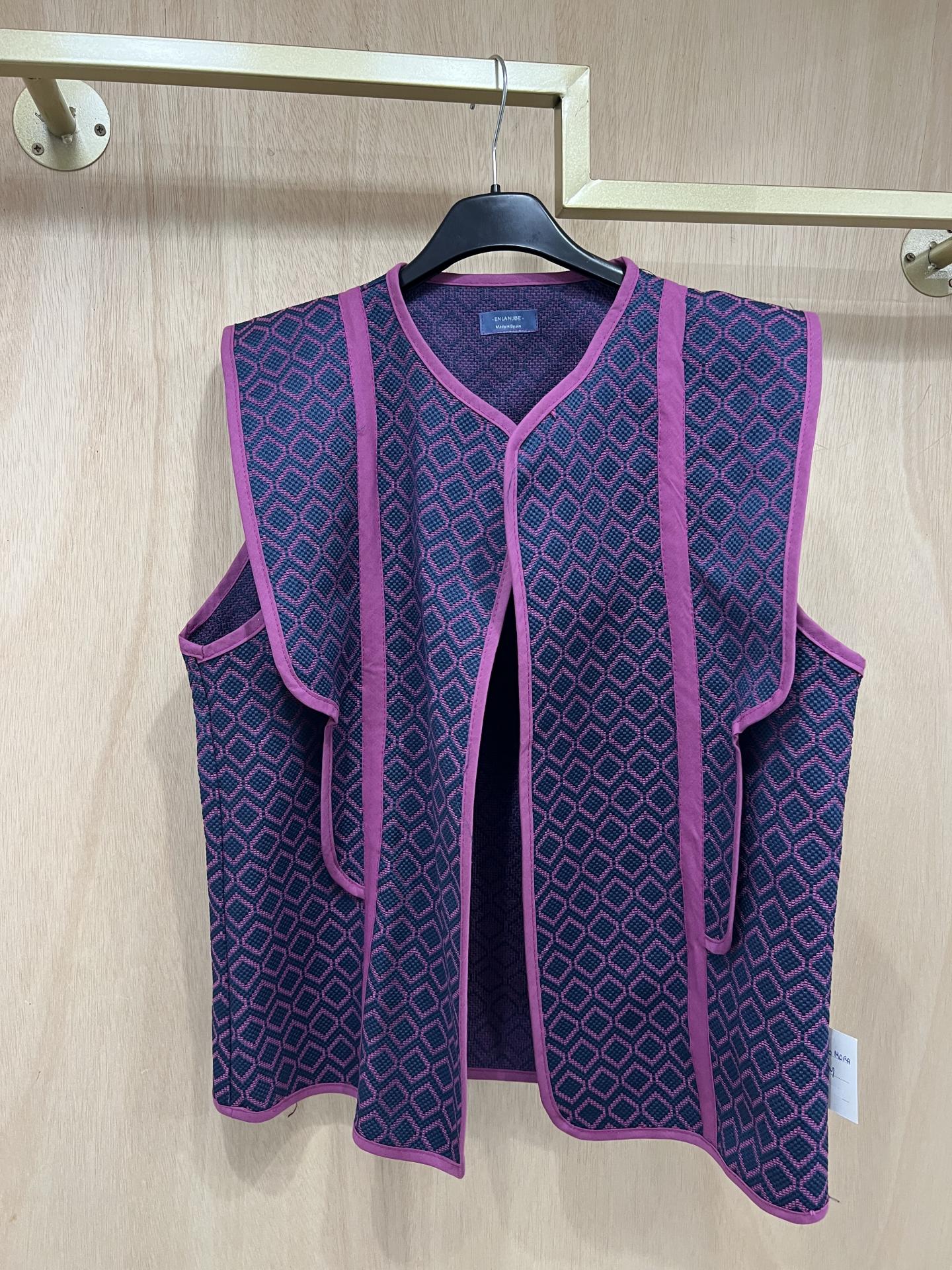 Chaleco estructura bungavilla