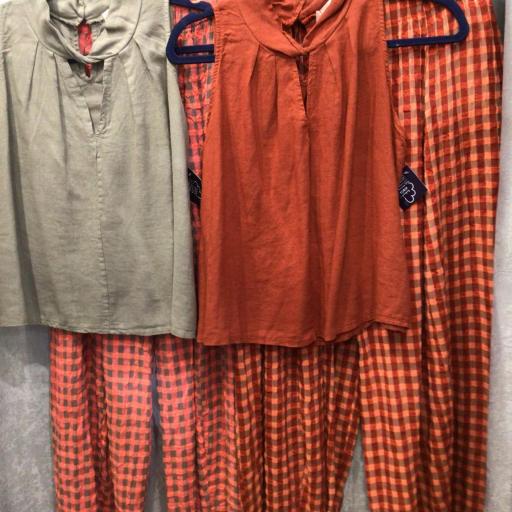 CONJUNTO PANTALÓN Y TOP