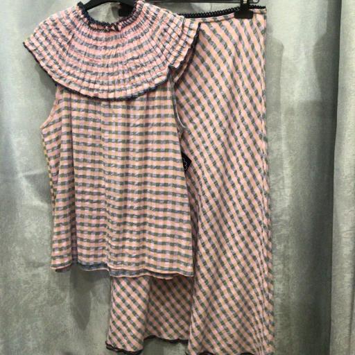 CONJUNTO FALDA Y CAMISA TALLA UNICA