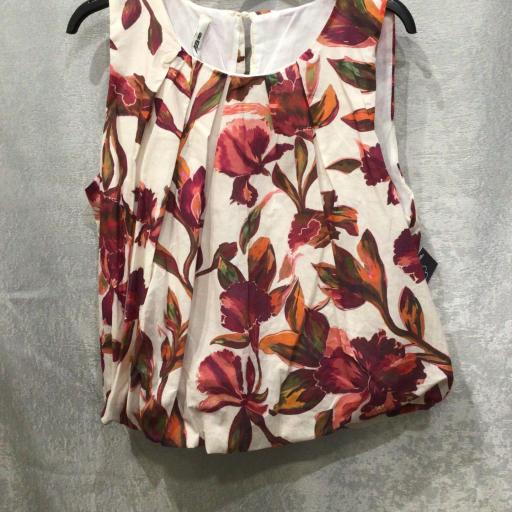 TOP DE FLORES TALLA ÚNICA 