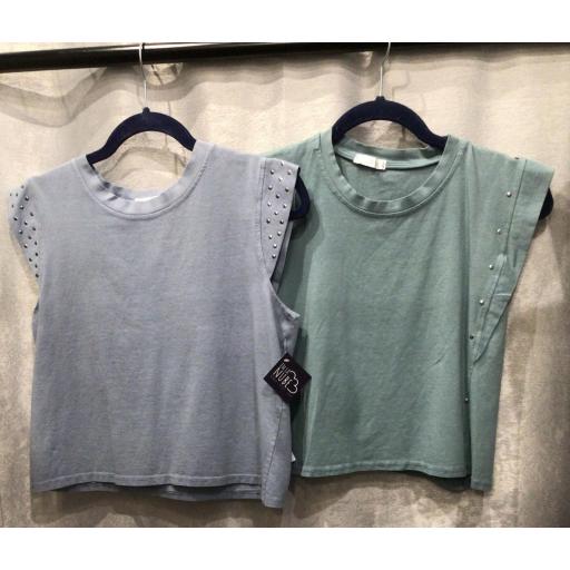 CAMISETA TACHUELAS DOS MODELOS TALLA UNICA
