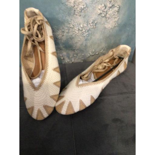 ZAPATO [0]