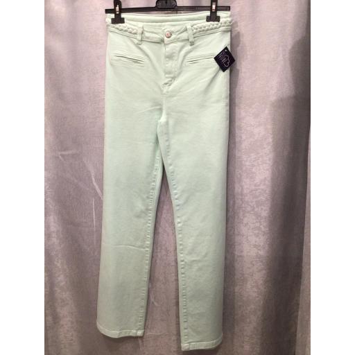 PANTALÓN 