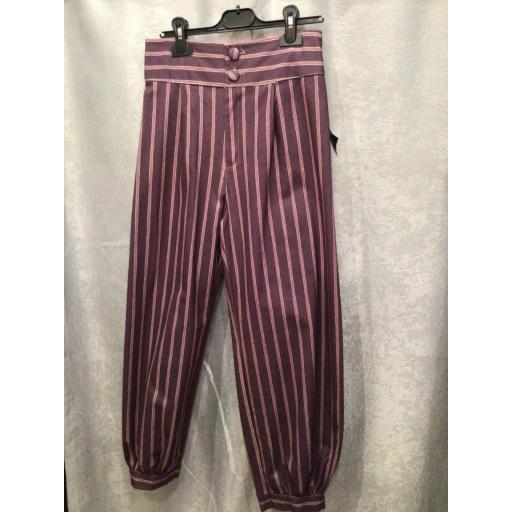PANTALÓN 
