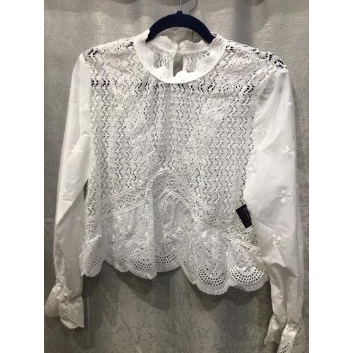 CAMISA