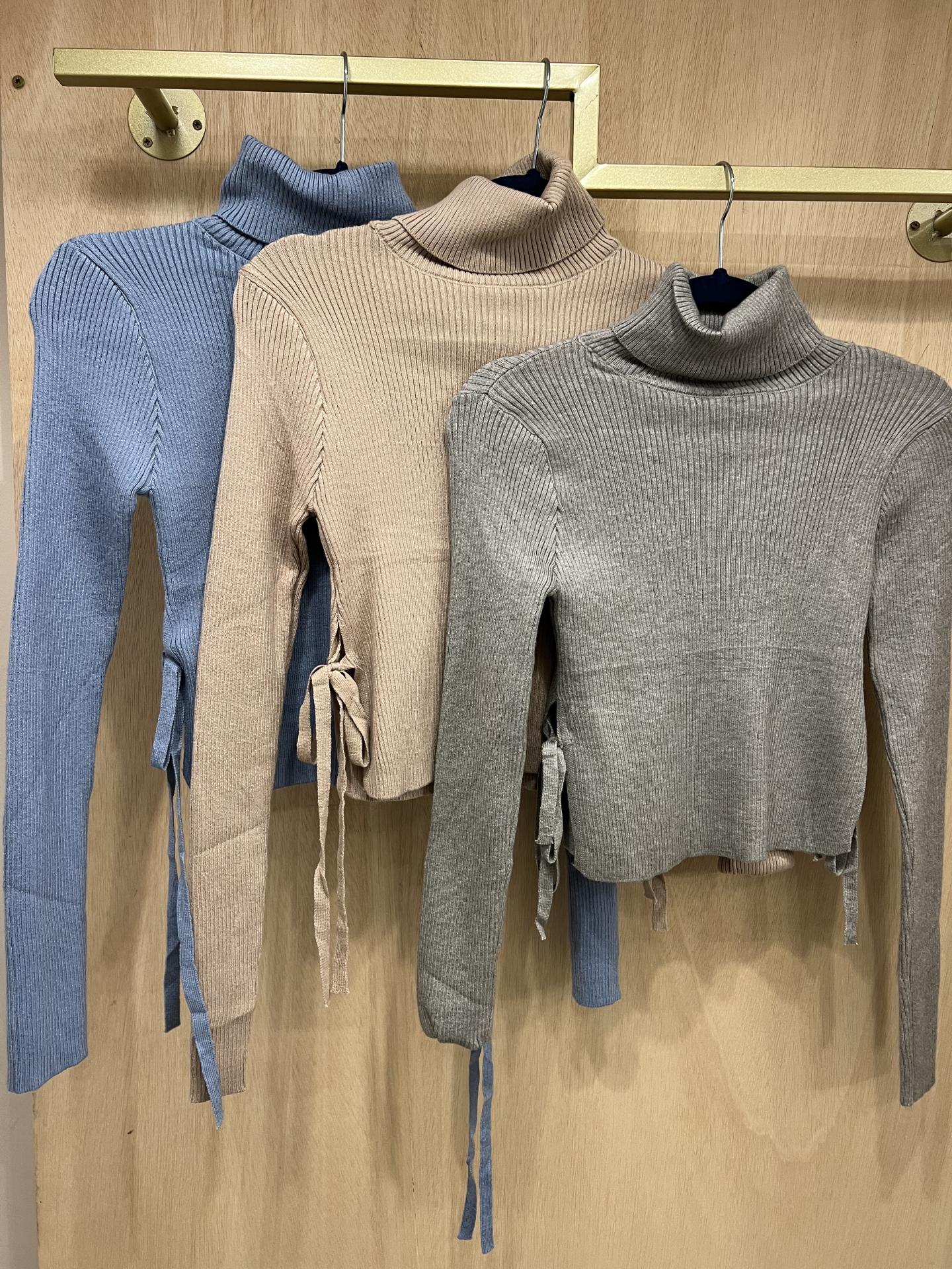 Jersey cuello vuelto canalé