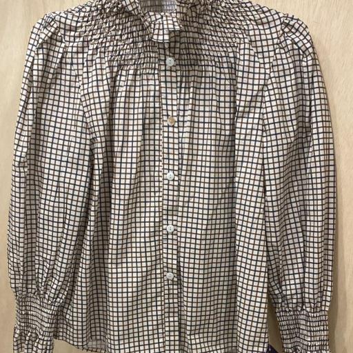 Camisa engomada cuello cuadros