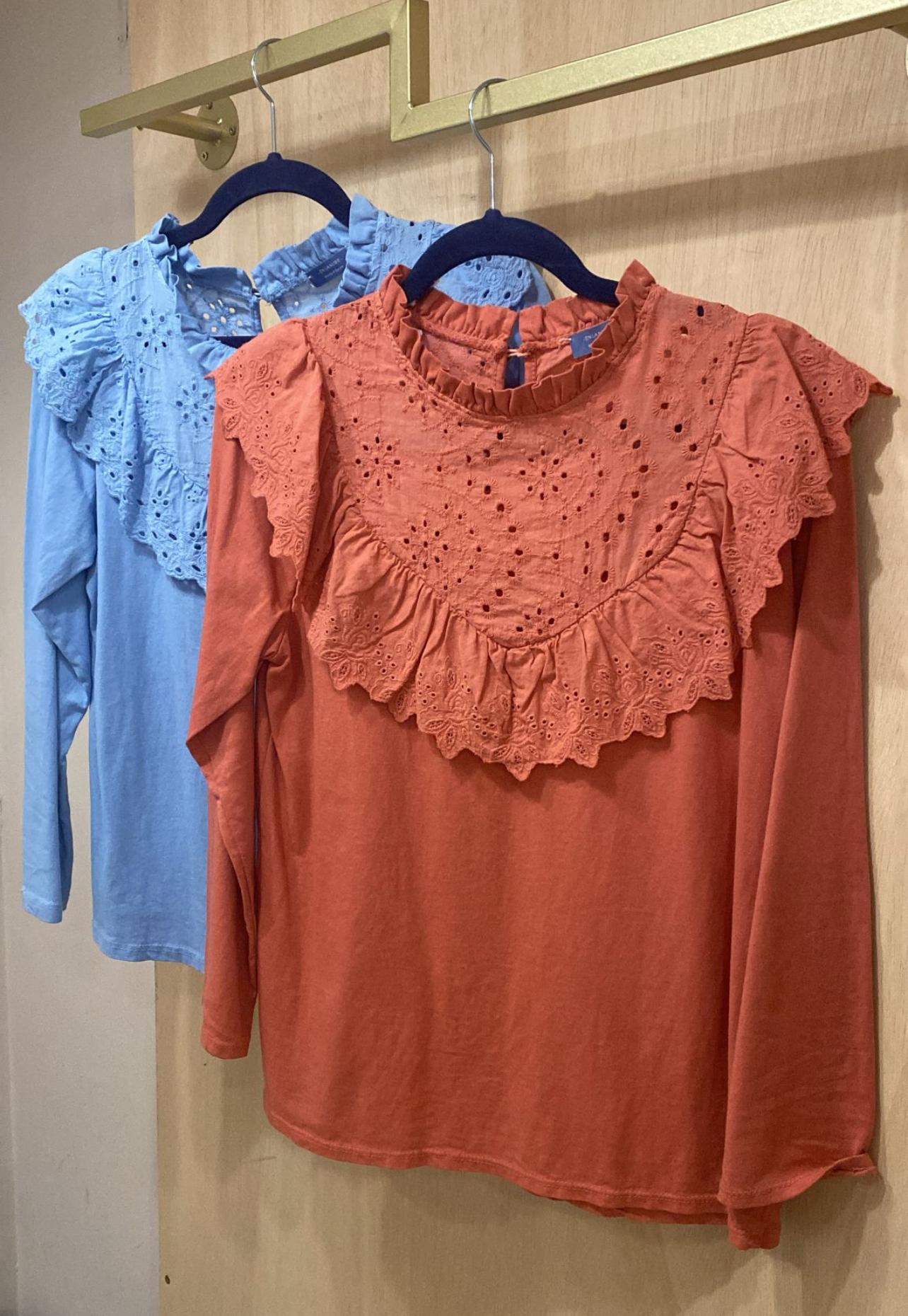 Camiseta pecherin tira bordada