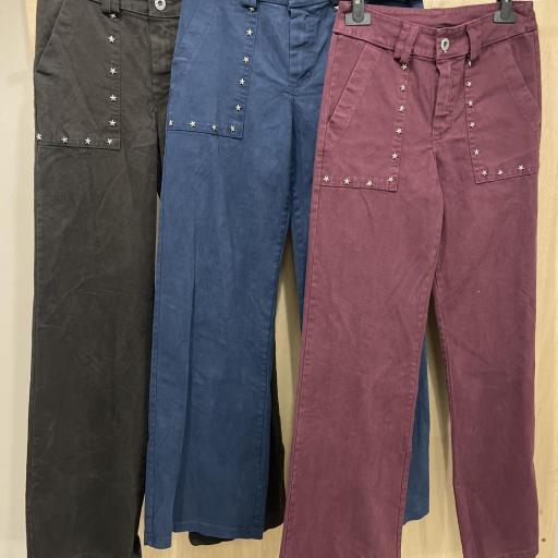 Pantalón tachas [0]