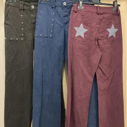 Pantalón tachas [1]