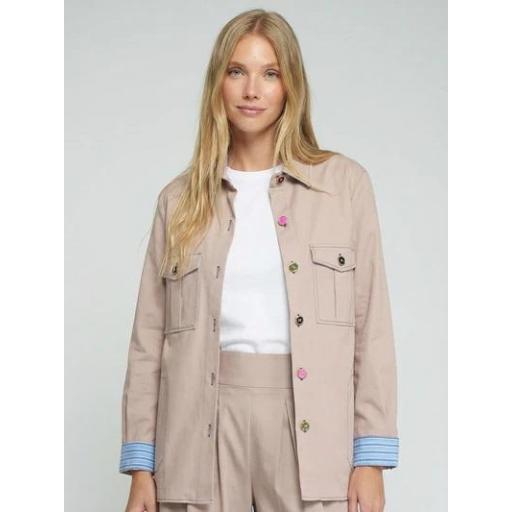 CHAQUETA BEIGE BOTONES DE COLORES, VILAGALLO PV 2026, REF. 33411
