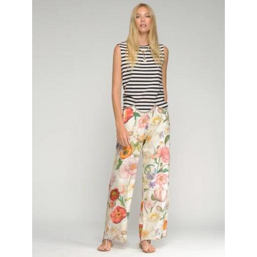 PANTALÓN ESTAMPADO FLORES MULTICOLOR, VILAGALLO PV 2026, REF. 33450
