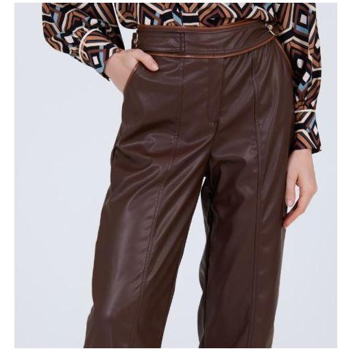 PANTALÓN POLIPIEL HEBILLAS, SKATÏE OI 2025-26, REF. S05P144 [1]