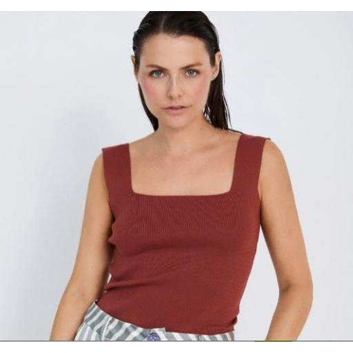 TOP PUNTO ESENTIALS, SKATÏE PV 2026, REF. S114K01