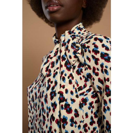 TOP LEOTINA, MINUETO OI 2025-26, REF. 252229 [1]