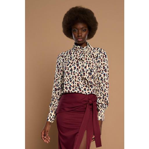 TOP LEOTINA, MINUETO OI 2025-26, REF. 252229