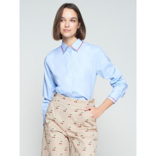 CAMISA CELESTE BORDADO CORAZONES, VILAGALLO OI 2025-26, REF. 32659 [1]