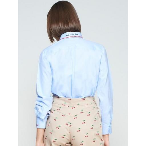 CAMISA CELESTE BORDADO CORAZONES, VILAGALLO OI 2025-26, REF. 32659 [2]