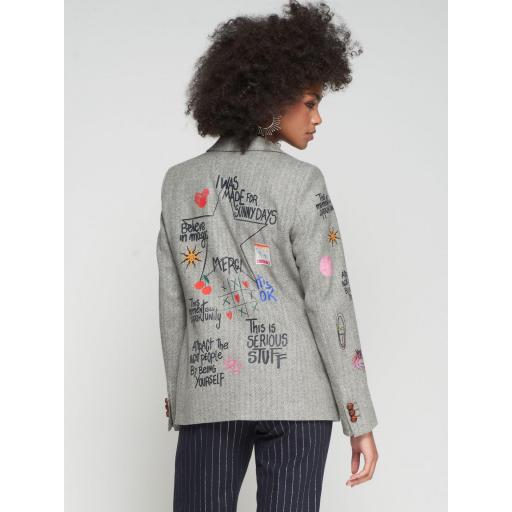CHAQUETA HELEN GRAFFITI ESPIGA VD, VILAGALLO OI 2025-26, REF. 32808 [1]
