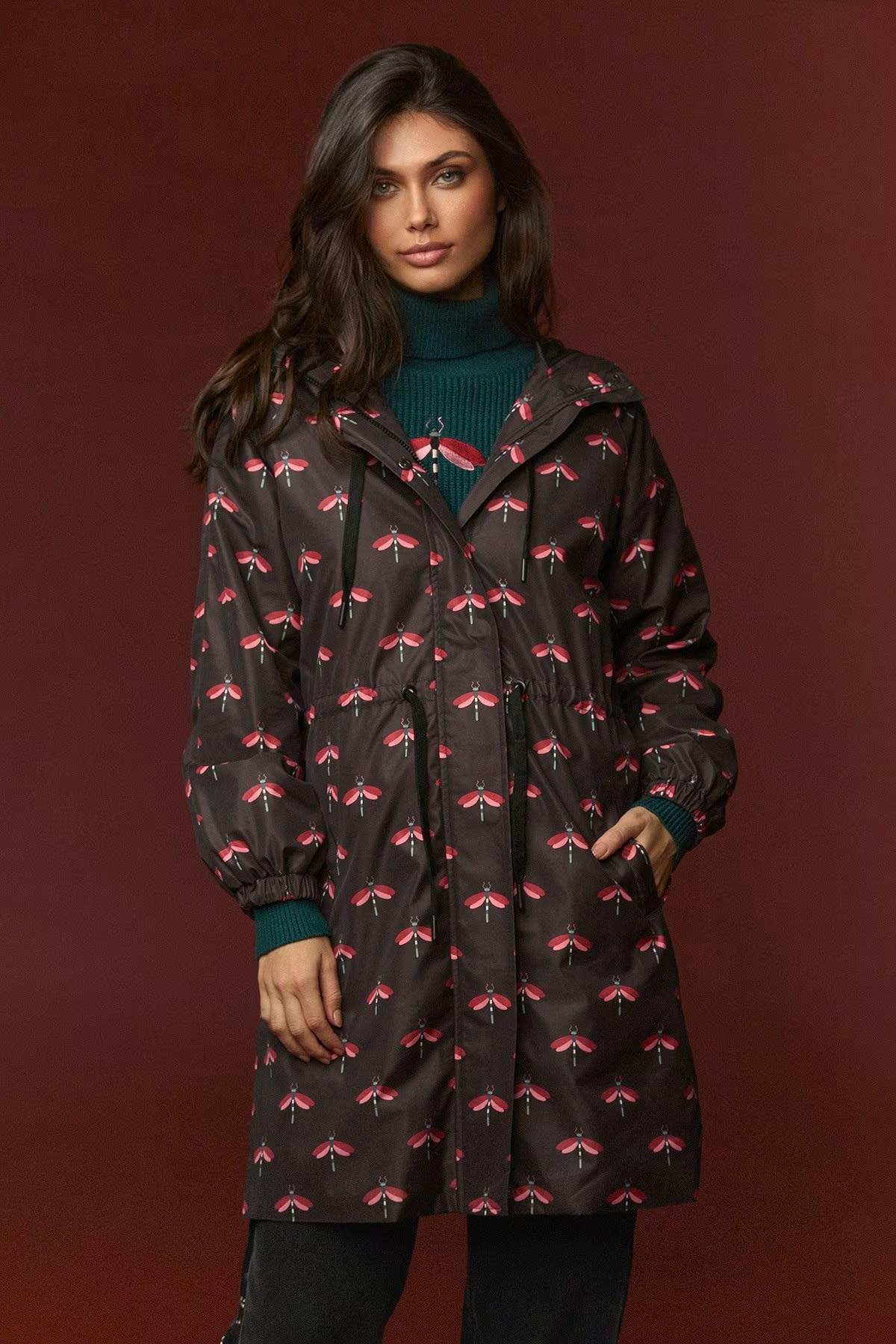 RAINCOAT DRAGONFLY, MINUETO OI 2026-27, REF. 262134