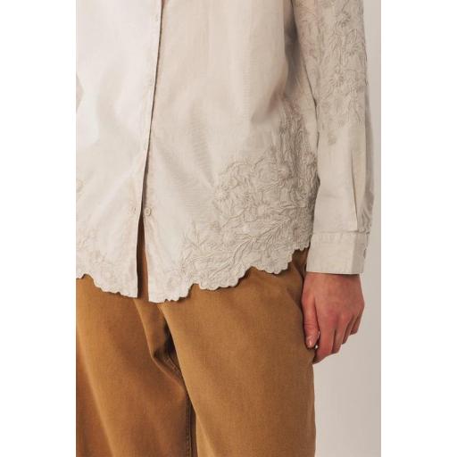 CAMISA VOILE BORDADA, INDI&COLD OI 2025-26, REF. AD385 [2]