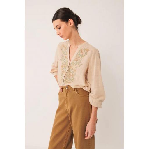 CAMISA COMBINADA BORDADOS, INDI&COLD OI 2025-26, REF. MC390 [2]