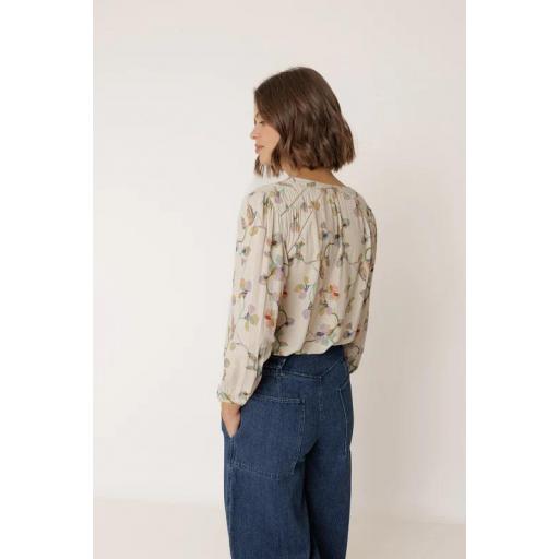 CAMISA DETALLE FRUNCIDO, INDI&COLD PV 2026, REF. AD101 [1]