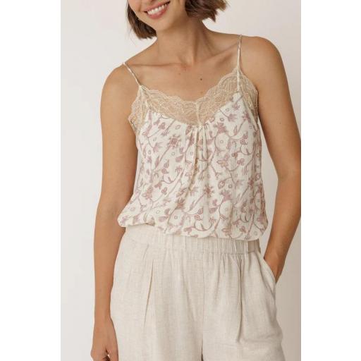TOP LENCERO CON ENCAJE, INDI&COLD PV 2026, REF. AD123