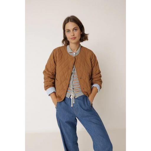 ABRIGO ACOLCHADO REVERSIBLE, INDI&COLD PV 2026, REF. GF610