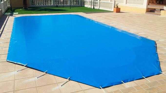 Guardar la lona de tu piscina tras el verano