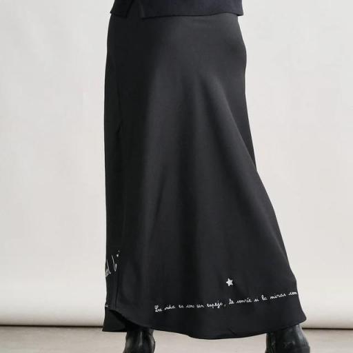 Falda Anabel Lee Satinada Negra [3]