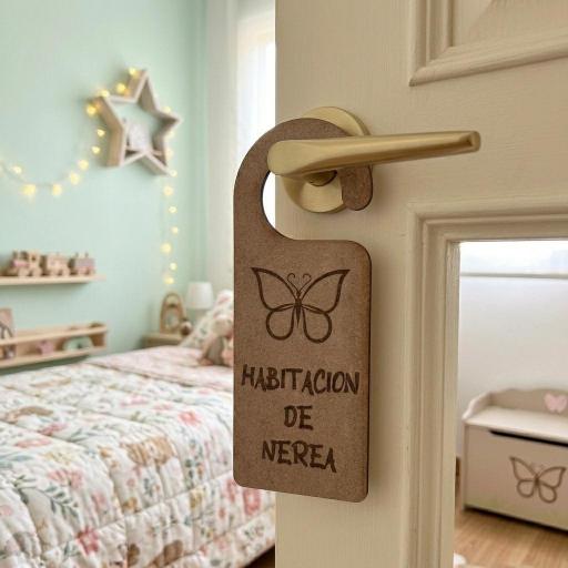 Colgador de Puerta Infantil Personalizado en Madera [1]