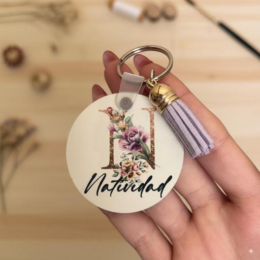 Llavero Inicial Con Nombre Y Borla Personalizado