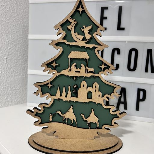 Arbol De Navidad Con Nacimiento  [0]