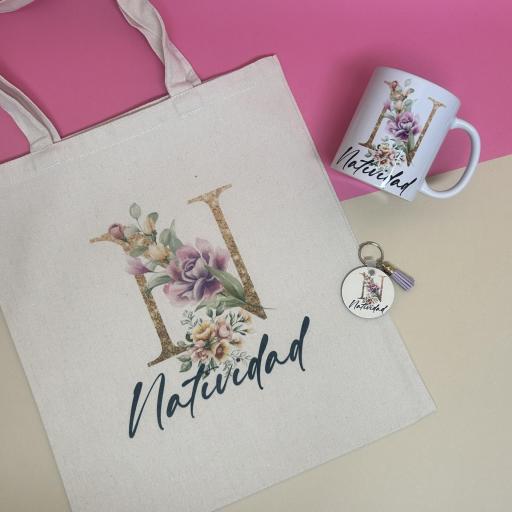 Pack Inicial Con Nombre Personalizada (Tote, Taza y LLavero) 