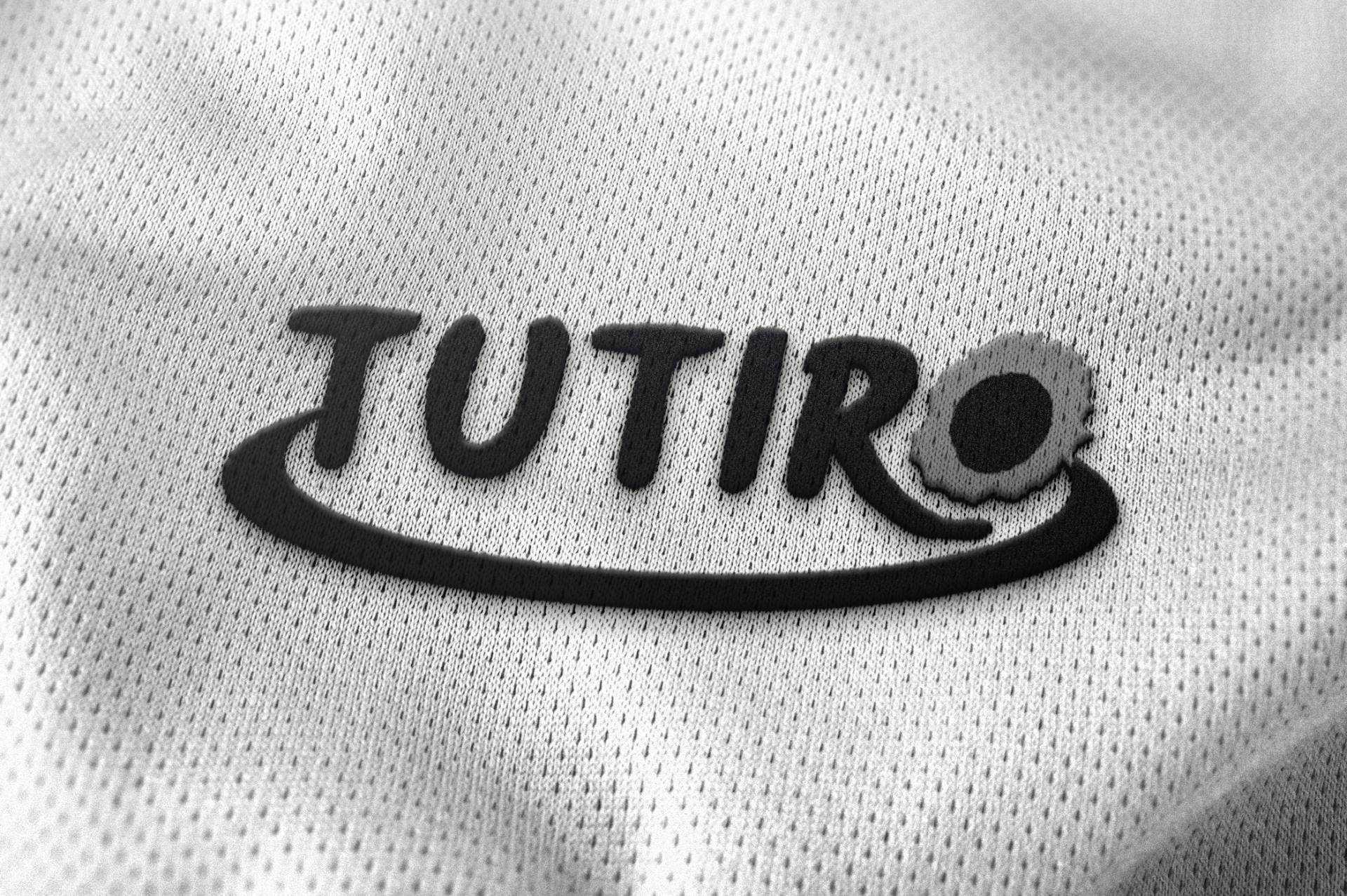 LOGOTUTIRO.png