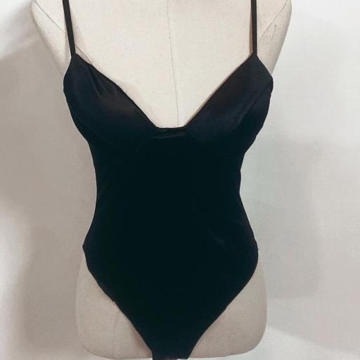 Body Satinado Negro