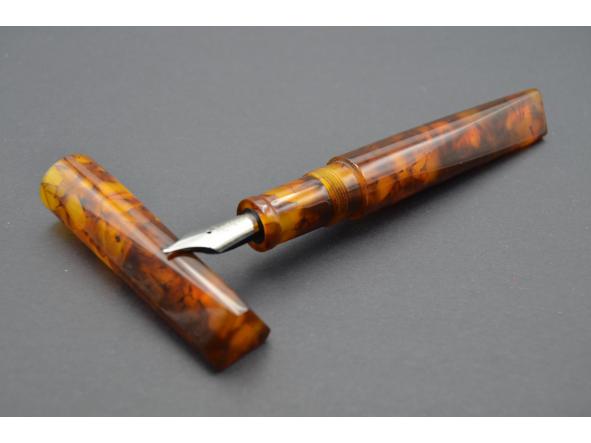 Cygnus ambar craquelado