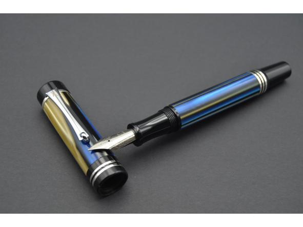 Estilográfica Egeo  blue light