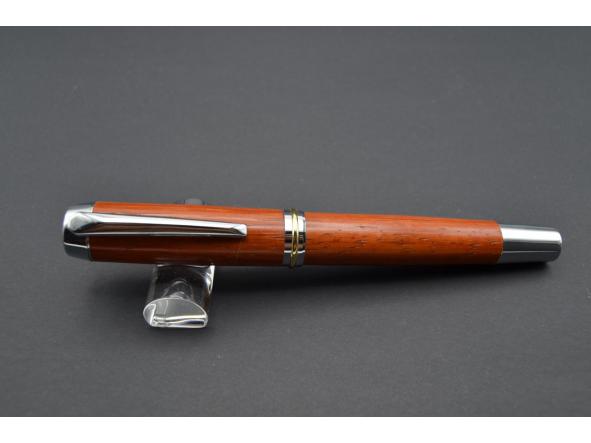 Estilográfica Pacífico Palo Rojo [1]