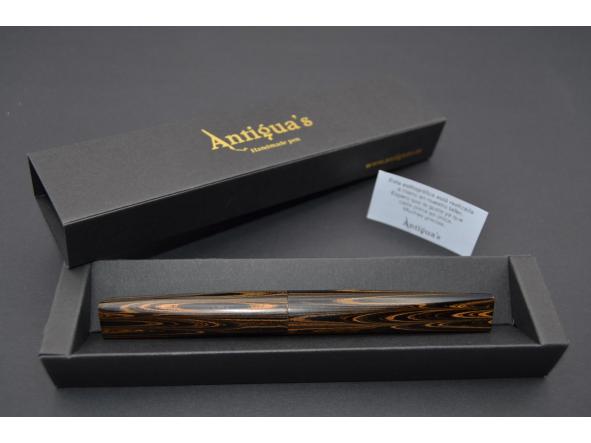 Cygnus ebonita 02 [1]