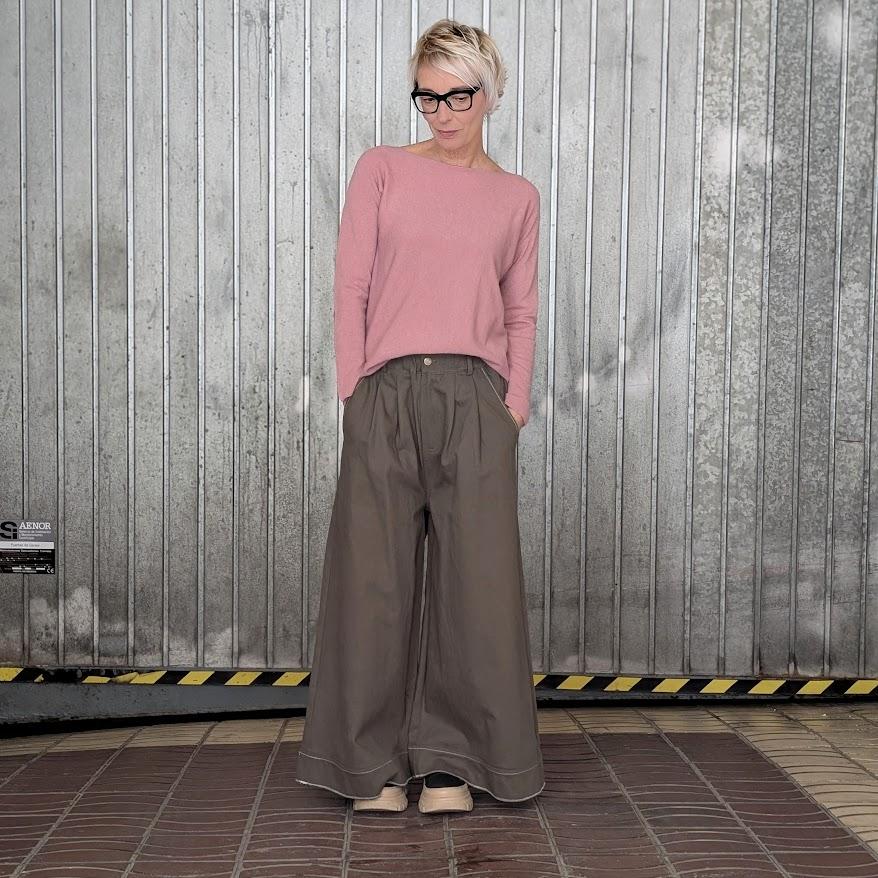 Pantalón culotte con pespunte