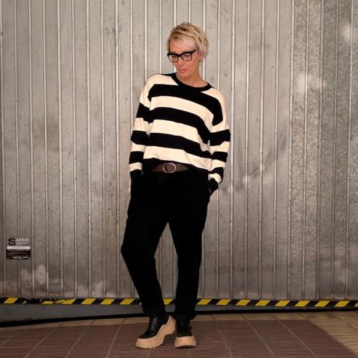 Pantalón baggy de pana [3]