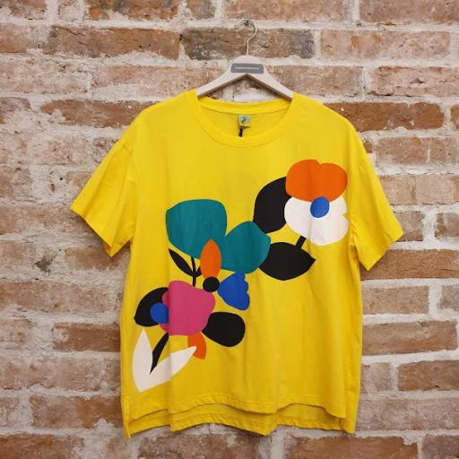 Camiseta flor [2]
