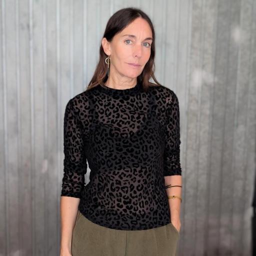 Top de gasa animal print [2]